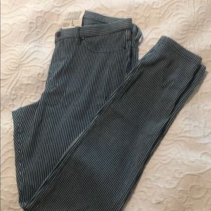 Hue Striped Leggings